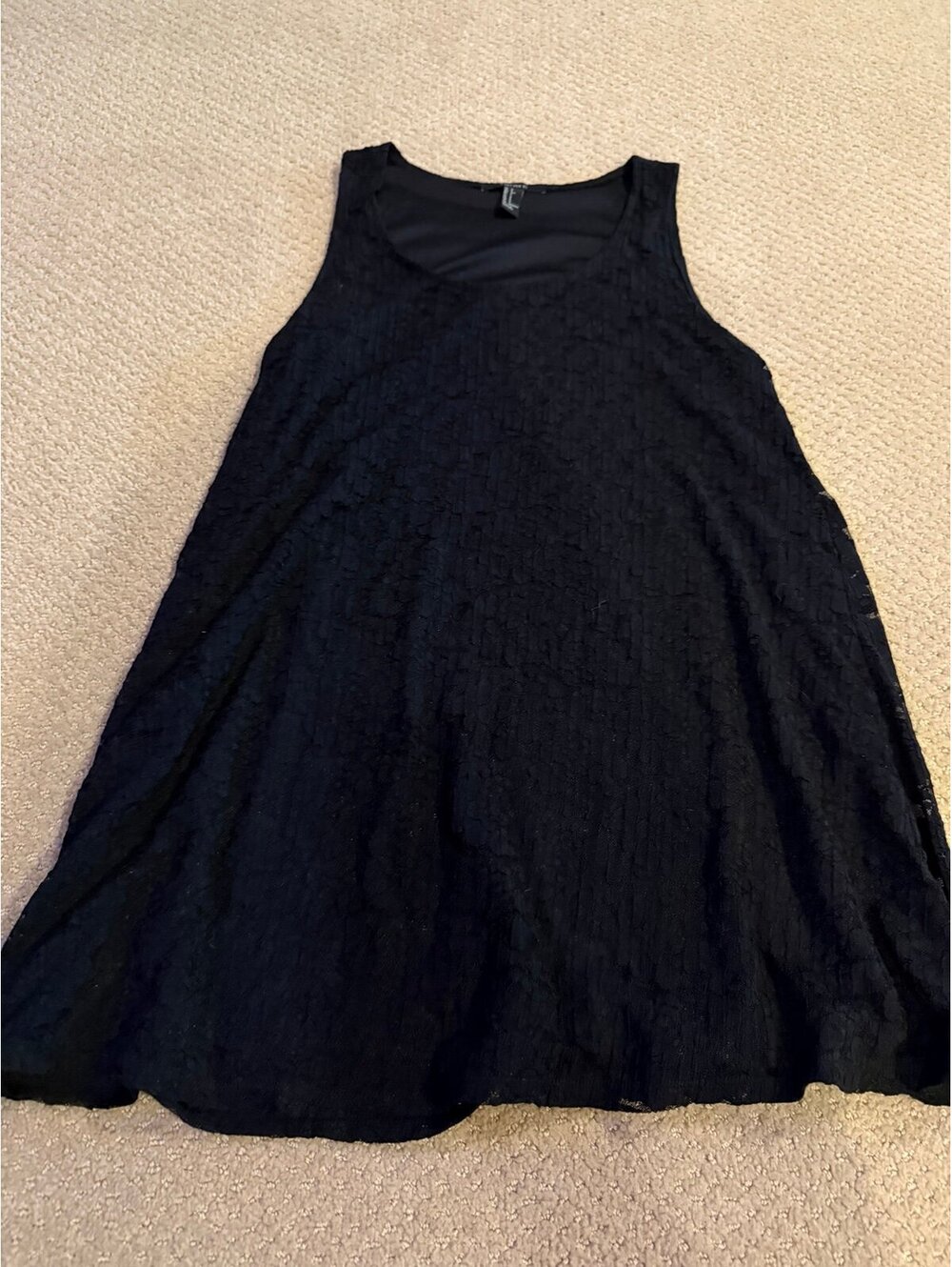 Forever 21 small lace dress